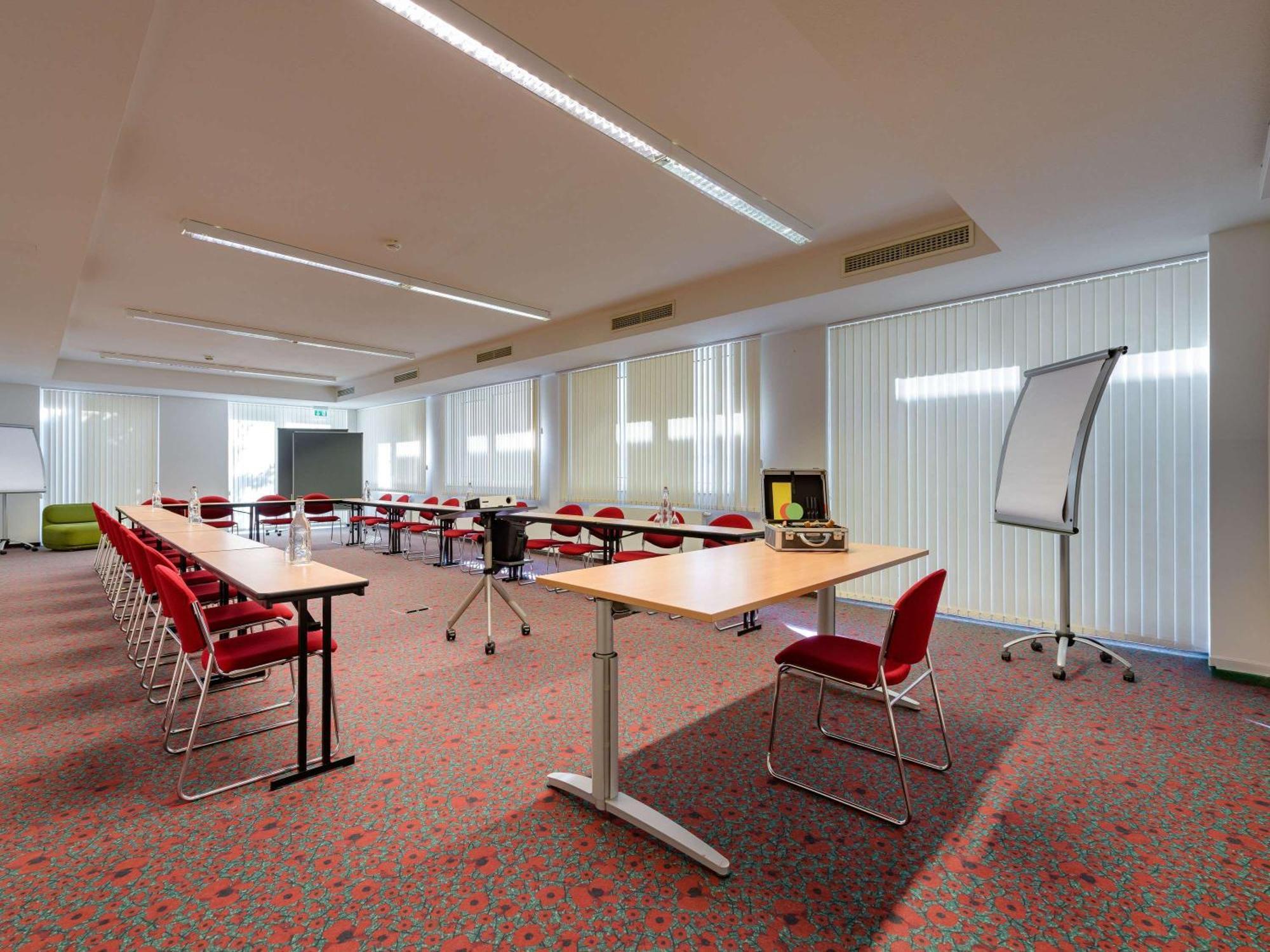 Ibis Stuttgart Airport Messe Hotel Лайнфелден-Ехтердинген Екстериор снимка