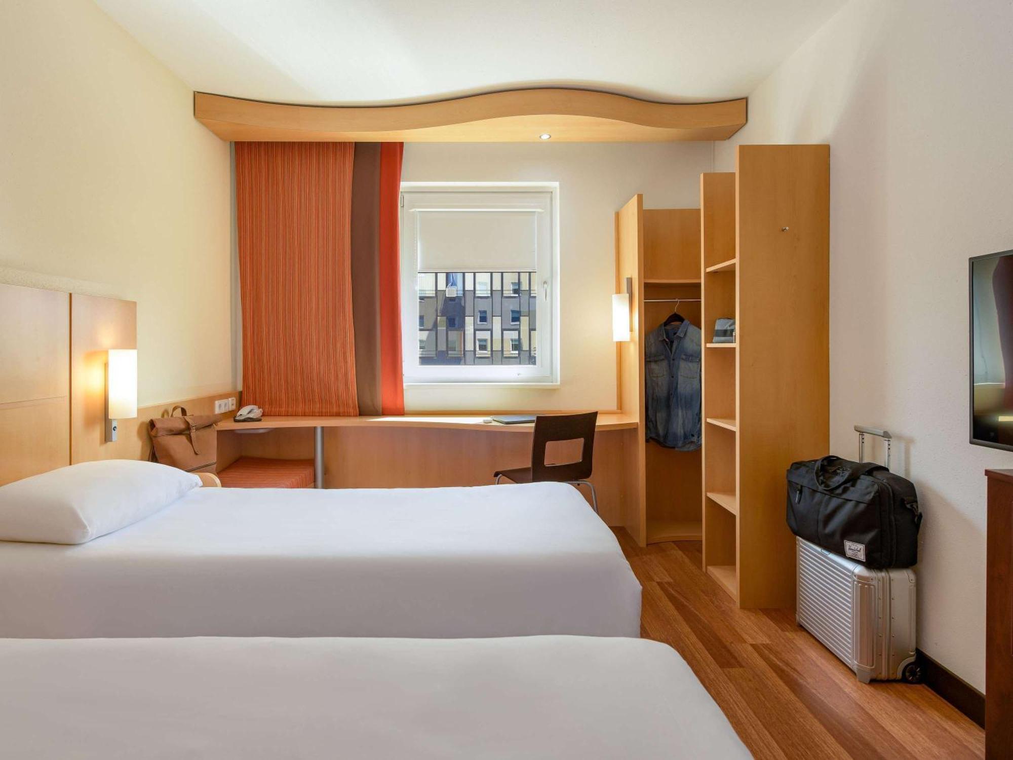 Ibis Stuttgart Airport Messe Hotel Лайнфелден-Ехтердинген Екстериор снимка