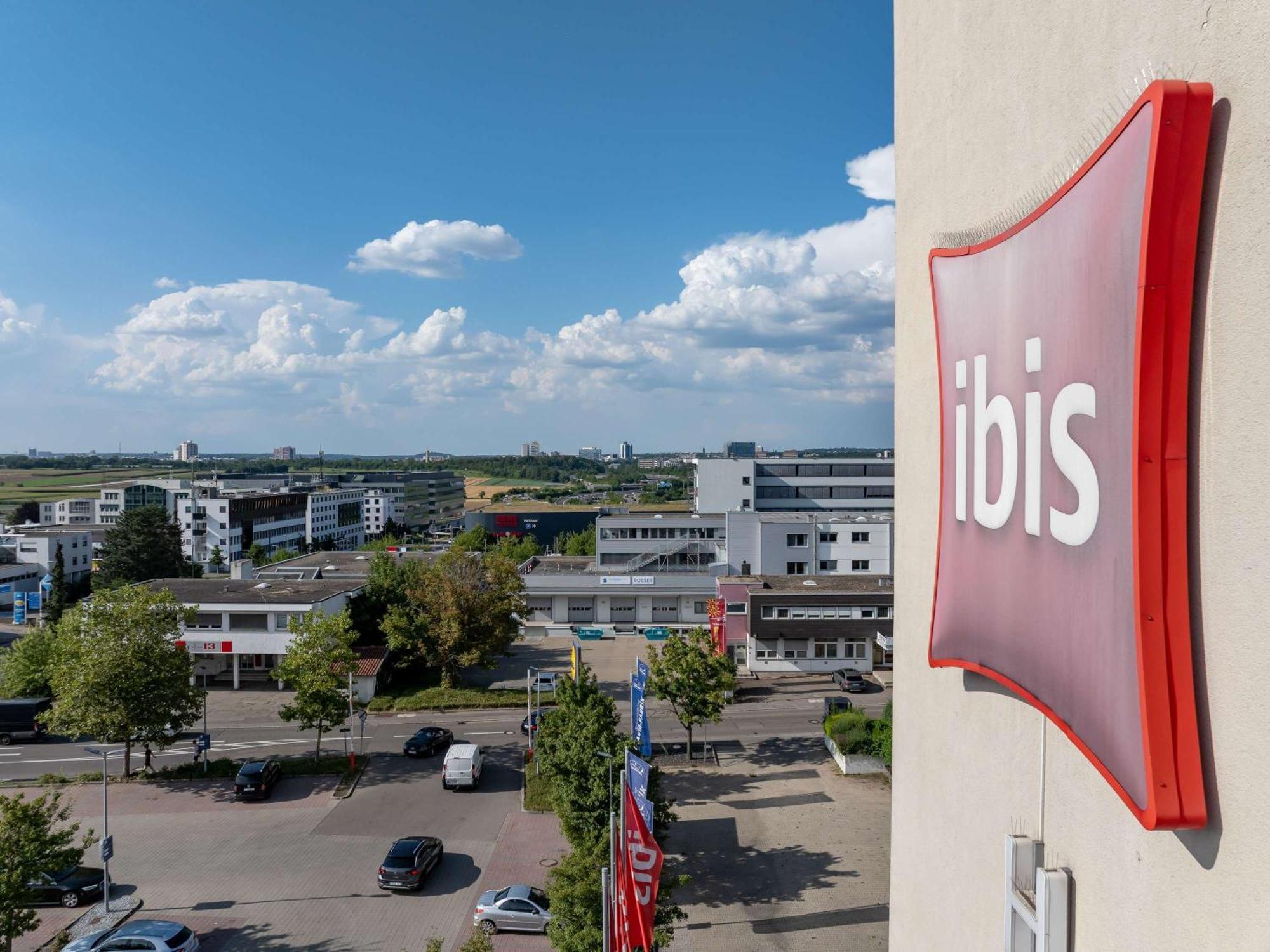Ibis Stuttgart Airport Messe Hotel Лайнфелден-Ехтердинген Екстериор снимка