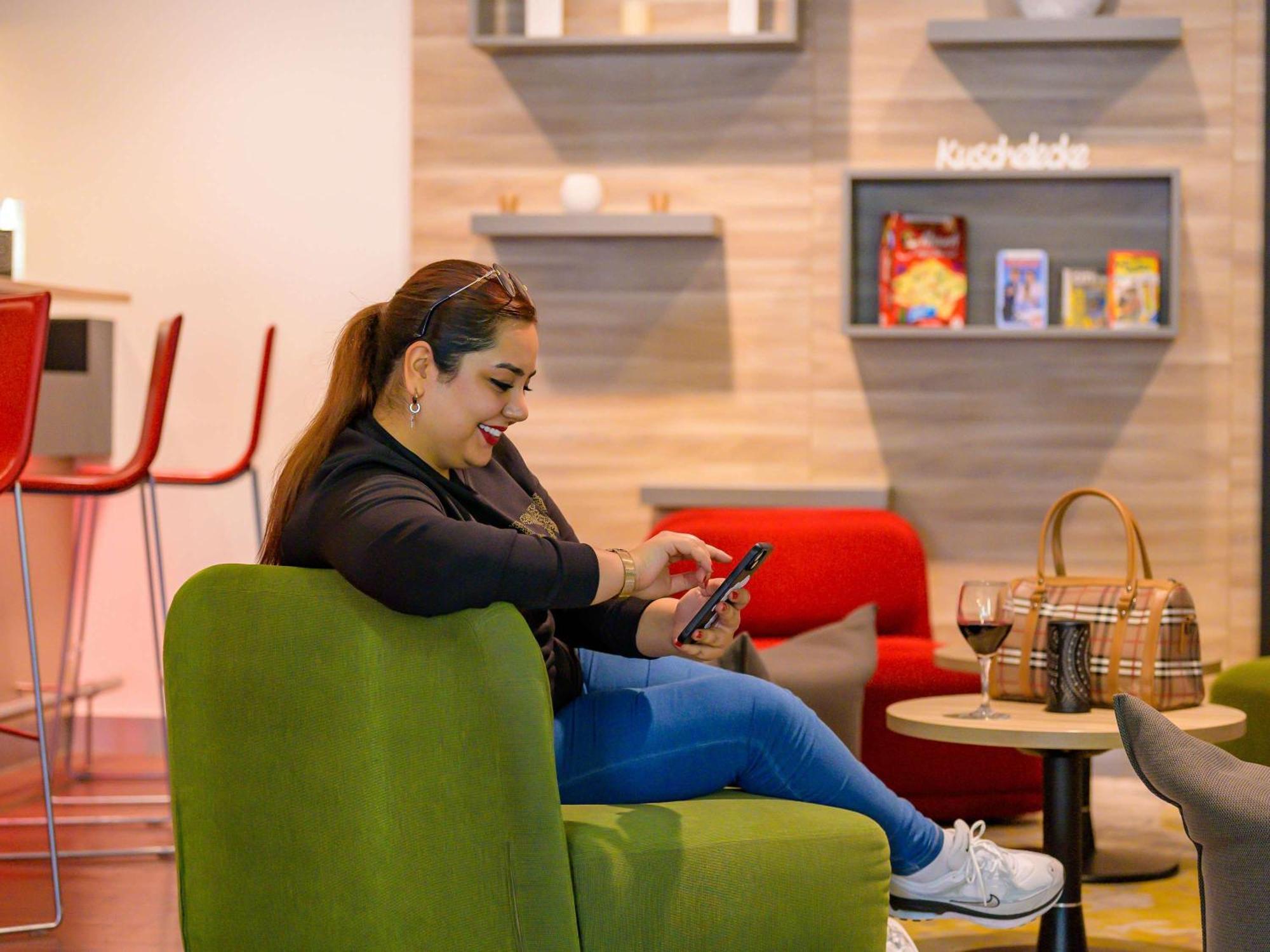 Ibis Stuttgart Airport Messe Hotel Лайнфелден-Ехтердинген Екстериор снимка